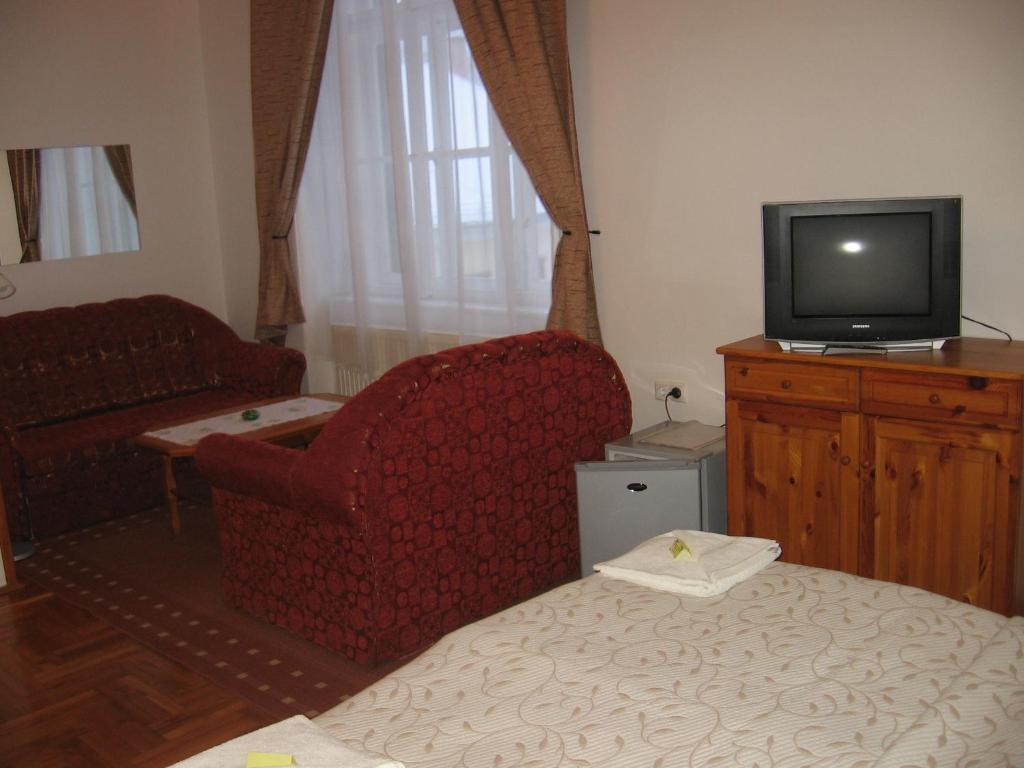 Mater Salvatoris House Hotell Gödöllő Rum bild